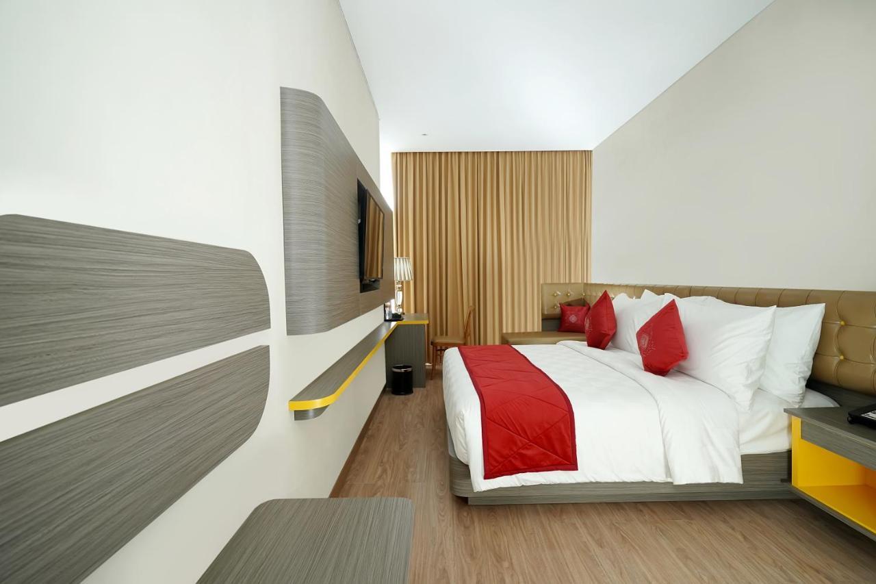 Ramada By Wyndham Yogyakarta Hotel Sleman  Exterior foto